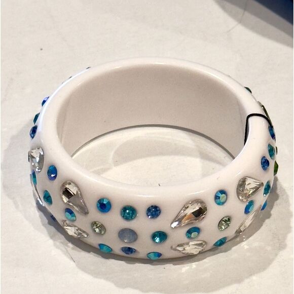 Thalia Sodi White Bangle Bracelet with Multicolored Crystals - Picture 2 of 7